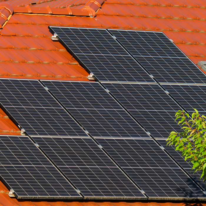 Learn more about Solar Generators, Complete Solar Kits, Power Stations, Solar Batteries, Solar Panels and Off-Grid Renewable Energy For Energy Independence.