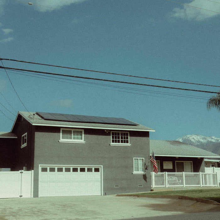 Learn more about Solar Generators, Complete Solar Kits, Power Stations, Solar Batteries, Solar Panels and Off-Grid Renewable Energy For Energy Independence.