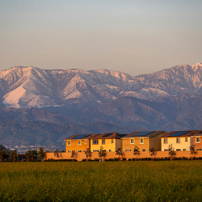 Learn more about Solar Generators, Complete Solar Kits, Power Stations, Solar Batteries, Solar Panels and Off-Grid Renewable Energy For Energy Independence.