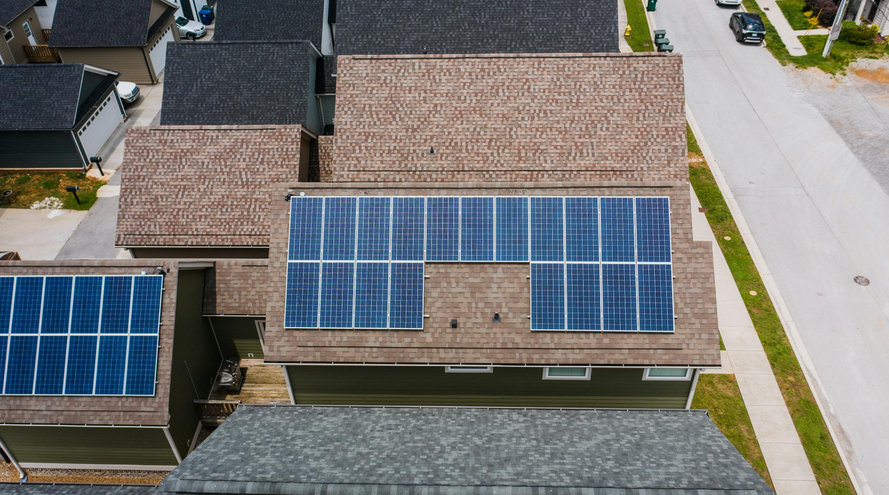 Learn more about Solar Generators, Complete Solar Kits, Power Stations, Solar Batteries, Solar Panels and Off-Grid Renewable Energy For Energy Independence.