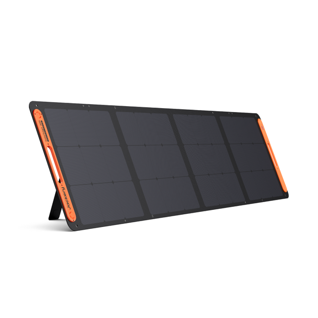 Jackery Explorer 3000 V2 With 2x 200W Solar Saga Solar Panels - Solar Generator