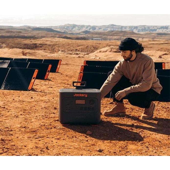 Jackery Explorer 3000 Pro + Solar Saga 200x 1 3024Wh 300W Solar Generator